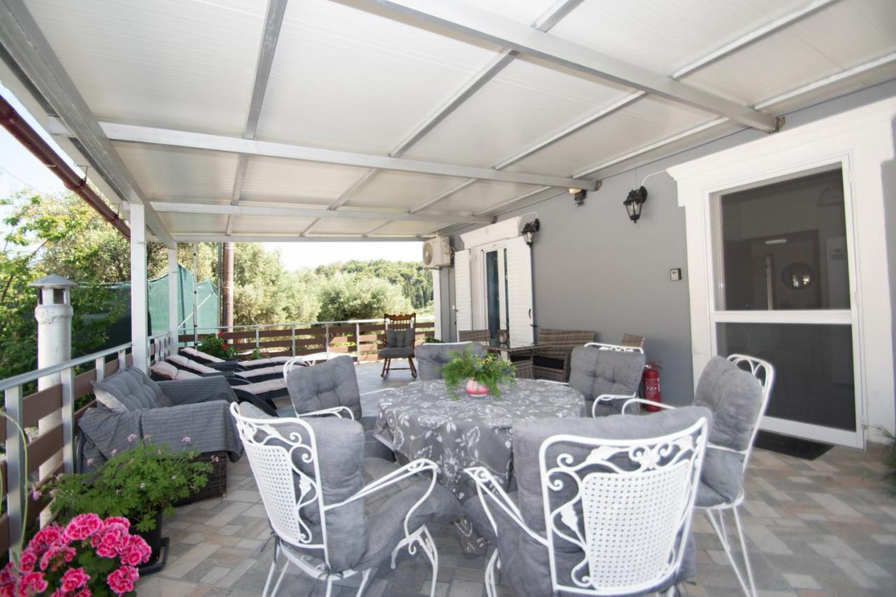 Sohoro Forest Hill Apartment By "Elite" Kampi  Kültér fotó